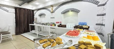 Free daily local cuisine breakfast