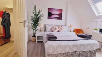 1 bedroom, iron/ironing board, WiFi, bed sheets