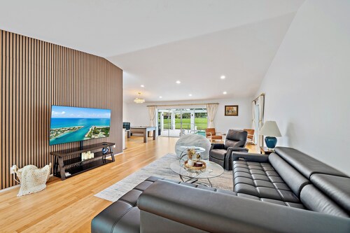 The Greenview- Private Villa