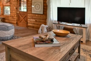 Interior - Cabin w/ Mini Horses, MTN Views, Fire Pit, Hot Tub (Sevierville)