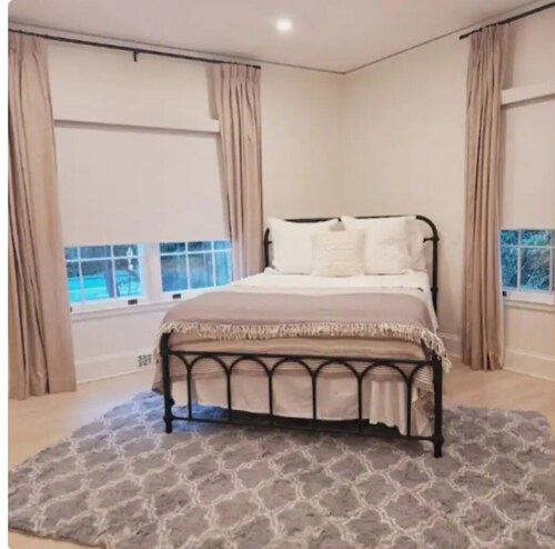 Terrific country house with AC in charming Gainesville