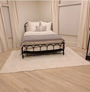 3 chambres, fer et planche à repasser, Wi-Fi, literie fournie