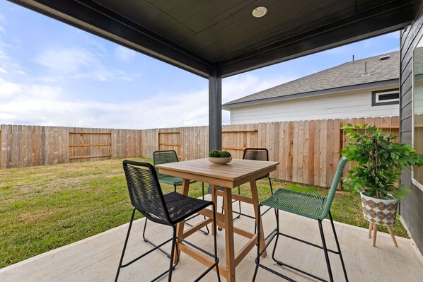 Outdoor dining