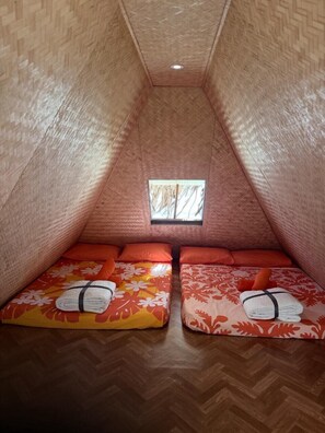 Berço de viagem, Wi-Fi, roupa de cama