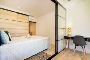 2 bedrooms, iron/ironing board, travel crib, WiFi