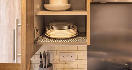 Central Coventry2 Bed House w/Parking|Fast Wi-fi