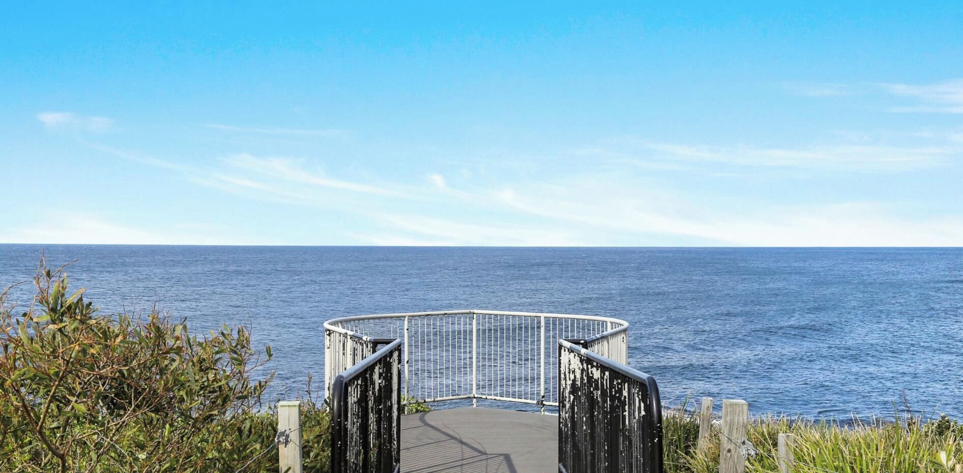 The Art House | Location shot | Penguin Head Lookout | Seasonal whale sightings