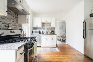 Exclusive House, Non Smoking, Patio | Private kitchen | Full-sized fridge, microwave, oven, dishwasher