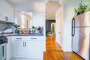 Casa Exclusive, non fumatori, patio | Cucina privata | Frigorifero con congelatore, microonde, forno, lavastoviglie