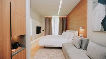 Deluxe Double Room, Balcony, Courtyard View | Free WiFi