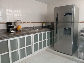 Micro-ondas, fogão, cooktop
