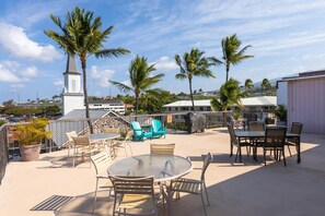 Condo, 1 King Bed with Sofa bed (Kona Plaza#414) | Outdoor dining - Kona Plaza#414 (Kailua-Kona)