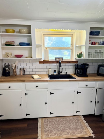 The Cottage On The Grove