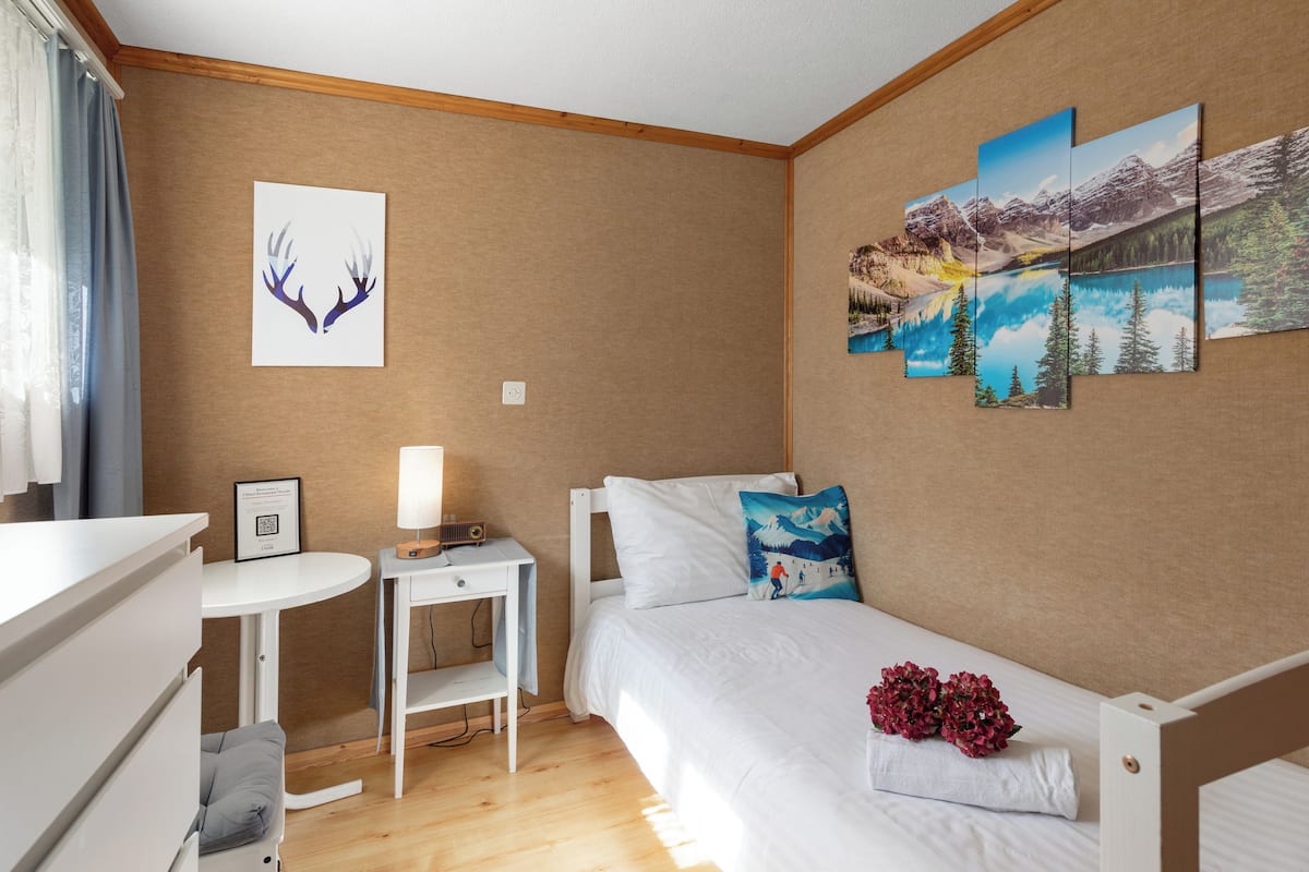 Single Room, Shared Bathroom | Free cots/infant beds, free WiFi, bed sheets