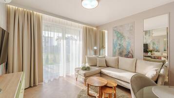 Ropa de cama de alta calidad y tabla de planchar con plancha