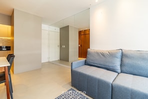 Basic Apartment | Living area