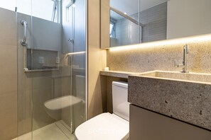 Departamento básico | Baño | Regadera