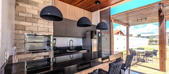 Beautiful apt in Building w Pool Guarajuba Aga0203