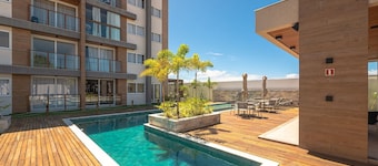 Beautiful apt in Building w Pool Guarajuba Aga0203