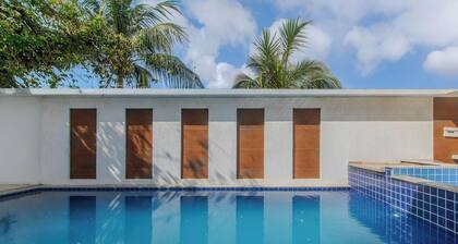 Apartamento Moderno a 280m da Praia AST0103