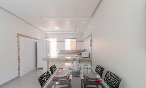 Departamento básico | Restaurantes