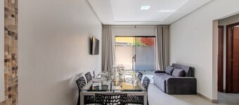 Apartamento Moderno a 280m da Praia AST0103