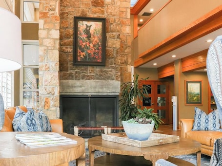 Sala de estar en el lobby