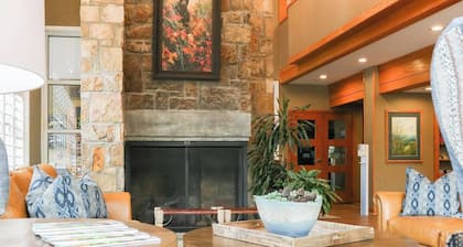 The Greystone Lodge on the River