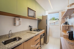 Basic Apartment | Private kitchen