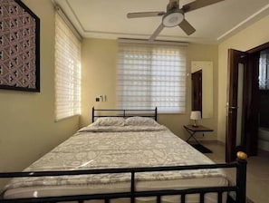 2 habitaciones, acceso a internet y ropa de cama 