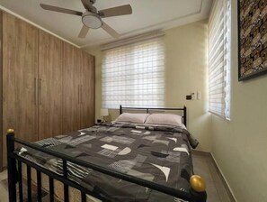 4 habitaciones, internet y ropa de cama 