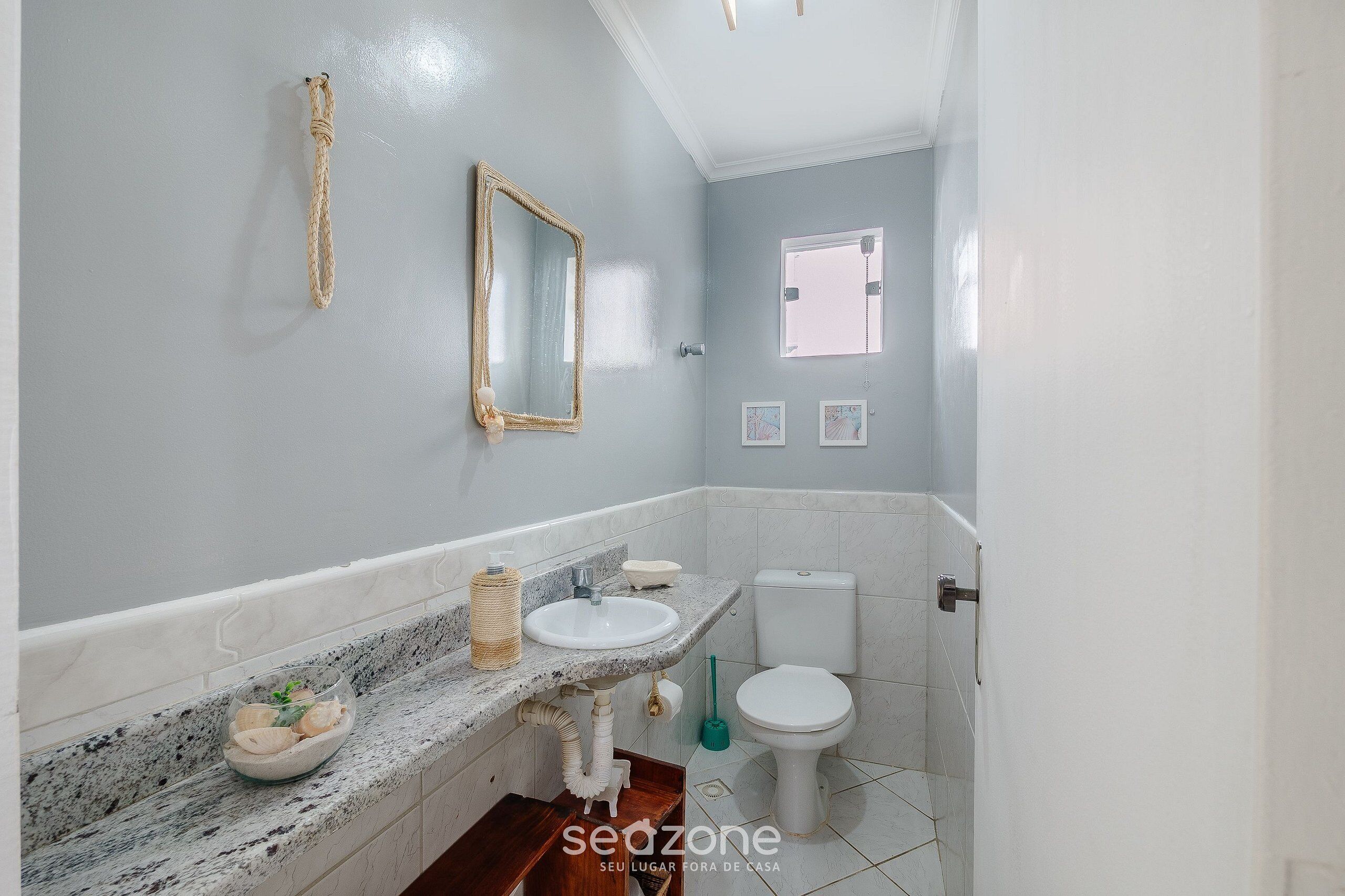 Basic Villa | Bathroom | Shower
