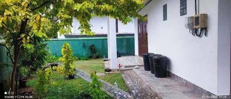 Enceinte de lâhĂ©bergement