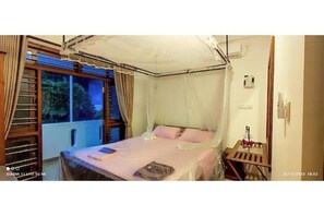 2 bedrooms, internet, bed sheets