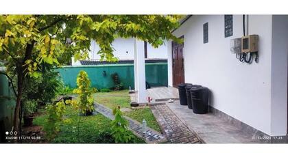 Villa Tanzanite Hikkaduwa - King Room with Balcony