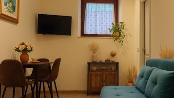 Una Smart TV, libros
