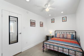 1 bedroom, Internet, bed sheets