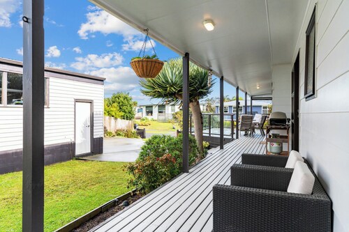 Chillax - Mangawhai Heads Holiday Home