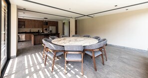 Exclusive-Villa, Bergblick | Esszimmer
