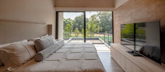 Casa Cundi-Contemporary Living in Nature