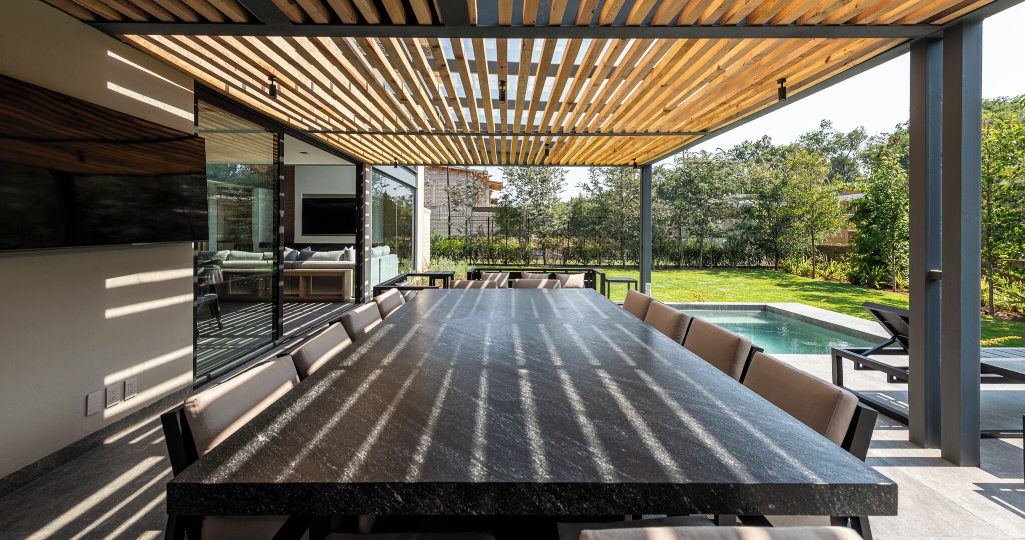 Villa exclusiva, vista a la montaña | Comedor