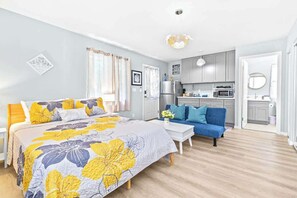 2 chambres, fer et planche à repasser, Wi-Fi, draps fournis