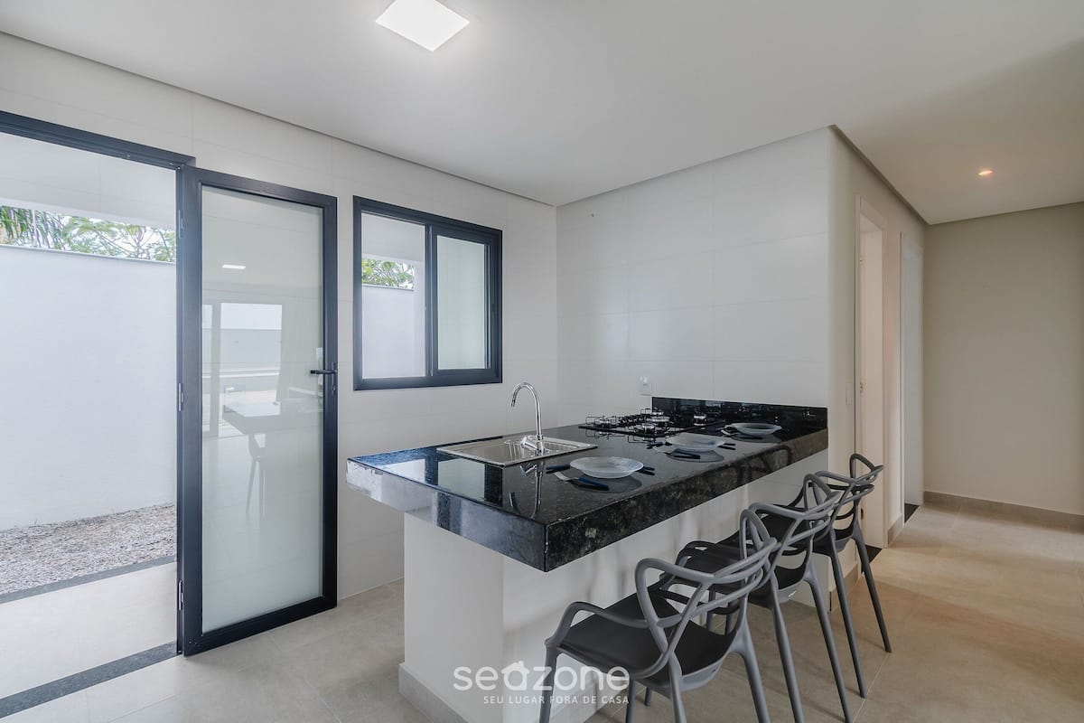 Basic Apartment | Private kitchen
