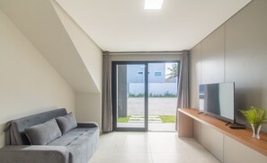 Ảnh chưa phân loại, 3 trong số 12 ảnh, nút