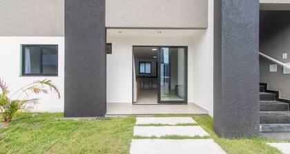 Apartments With Swimming Pool 700m From Taperapuan Beach Nvm0009