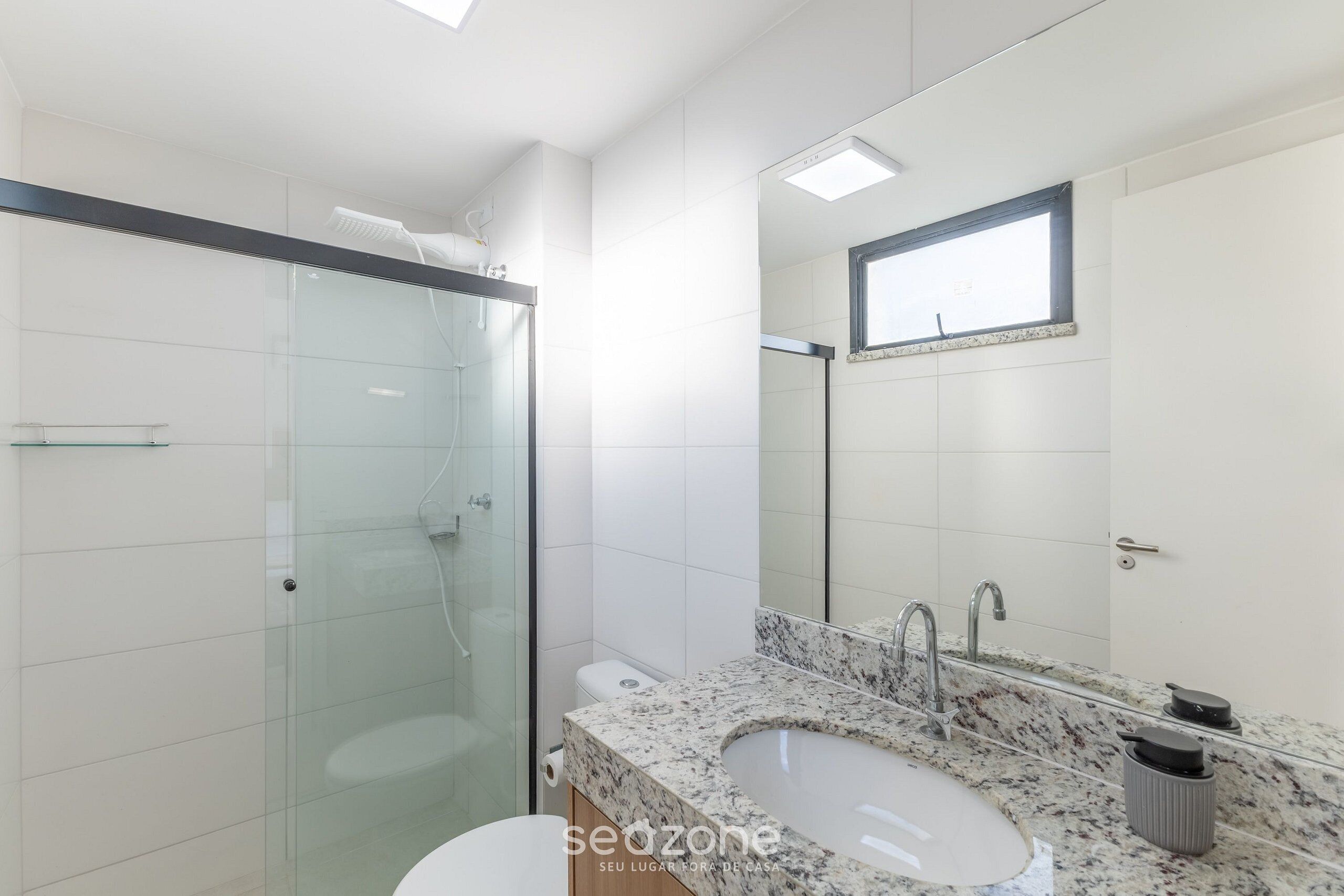 Basic Apartment | Bathroom | Shower