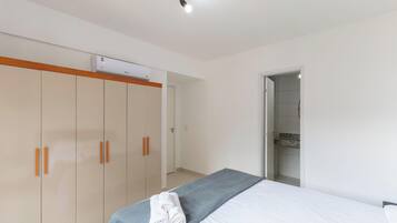 Apartamento básico | 3 quartos, Wi-Fi de cortesia