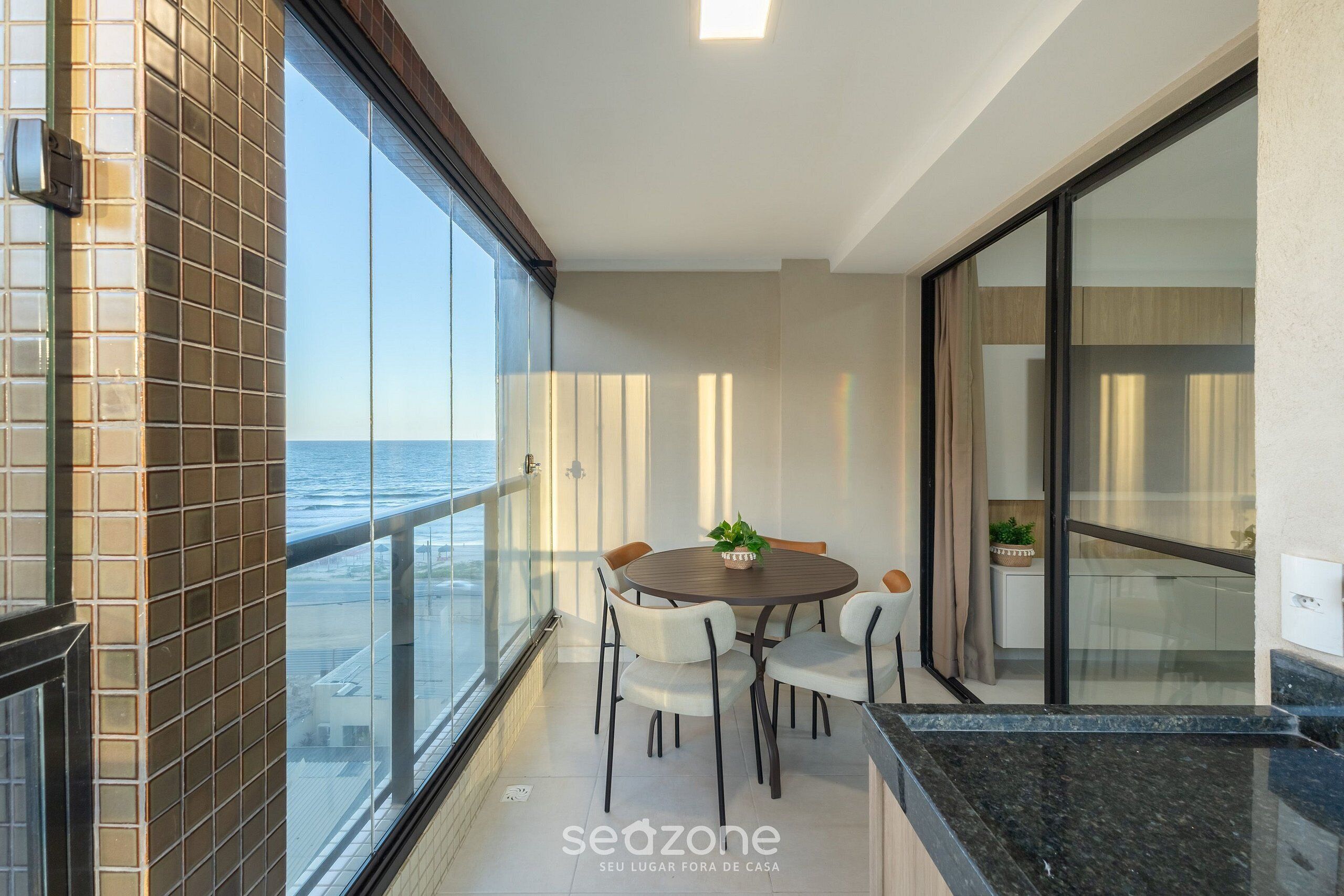 Basic Apartment | Dining