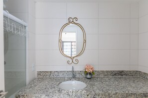 Leilighet – basic | Bad | Dusj