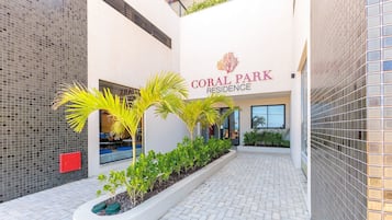 Apartemen Basic | Detail eksterior